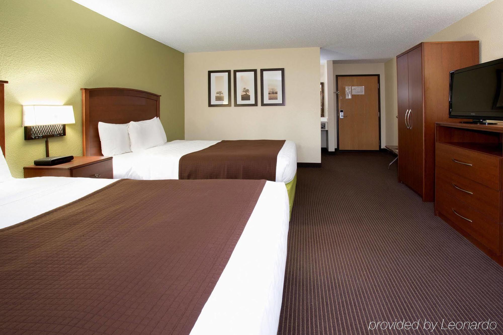 Cobblestone Hotel & Suites - Wisconsin Rapids Exterior foto